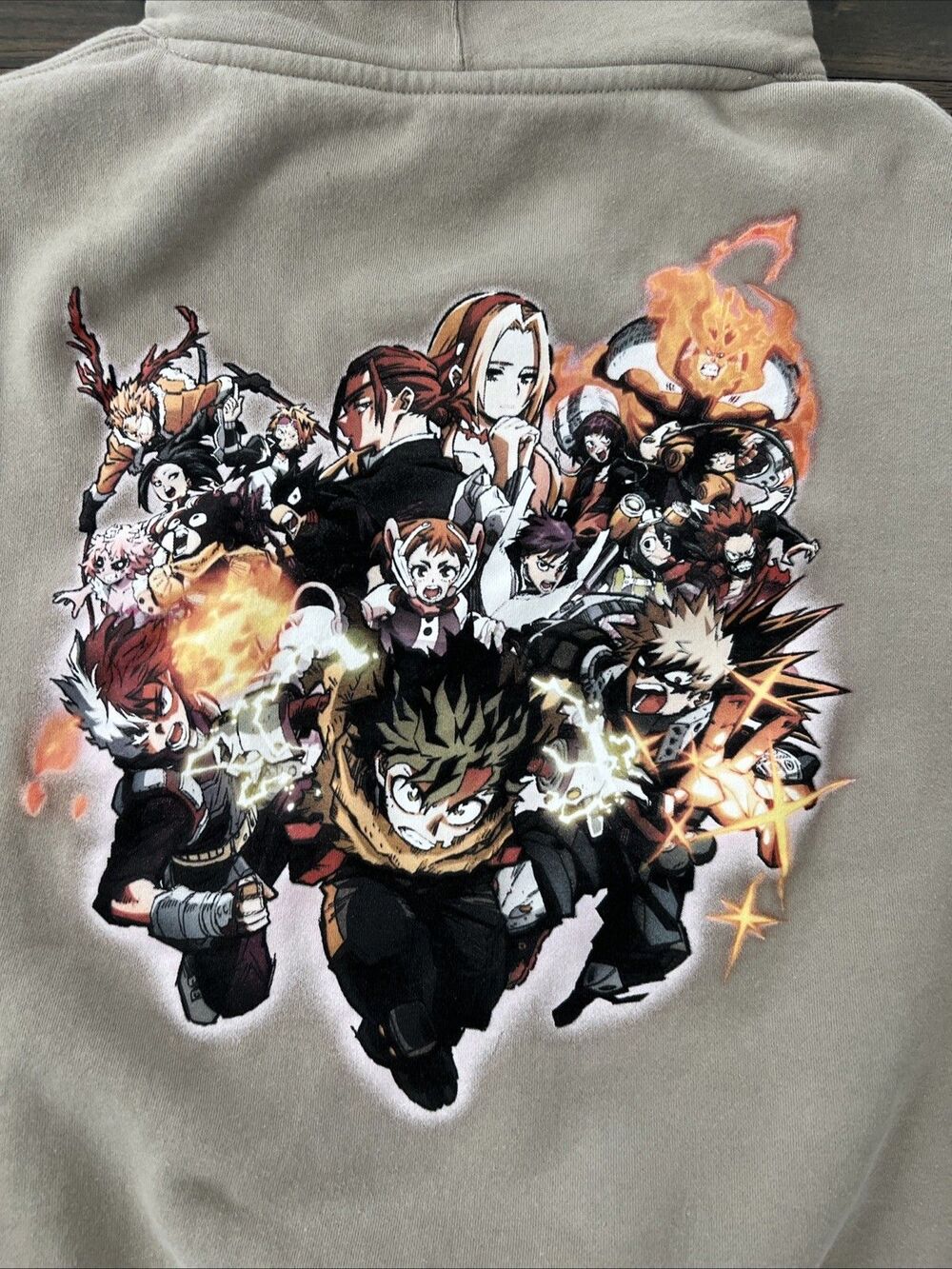 MY HERO ACADEMIA iiZO PULLOVER HOODIE Tan Size Large - Picture 6 of 7